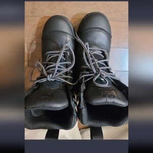 Steel toe work boots